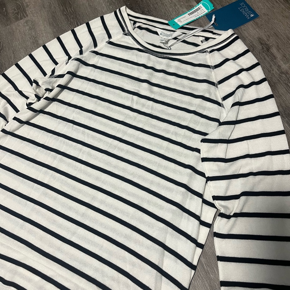 Market & Spruce striped top